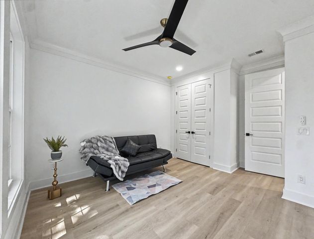 196 Challedon Drive, Summerville, SC 29485