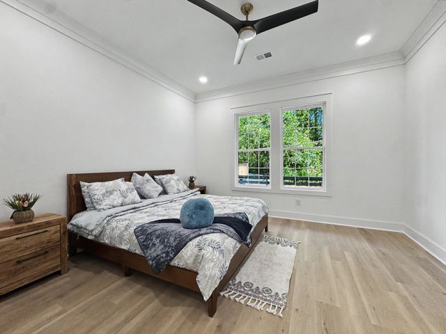 196 Challedon Drive, Summerville, SC 29485