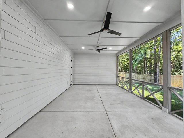 196 Challedon Drive, Summerville, SC 29485
