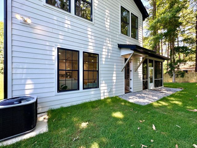 196 Challedon Drive, Summerville, SC 29485