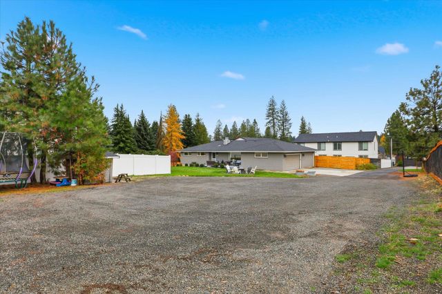 1007 E Farwell Rd, Spokane, WA 99208