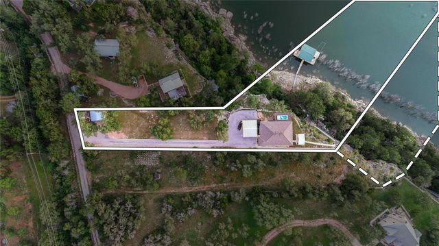1104 Cliffview DR, Spicewood, TX 78669