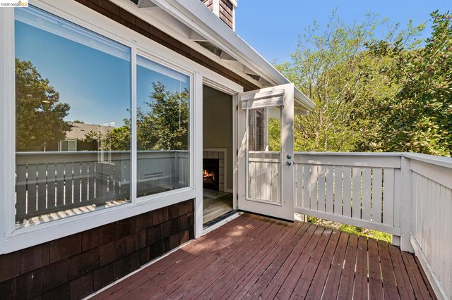 60 Marina Lakes Drive, Richmond, CA 94804