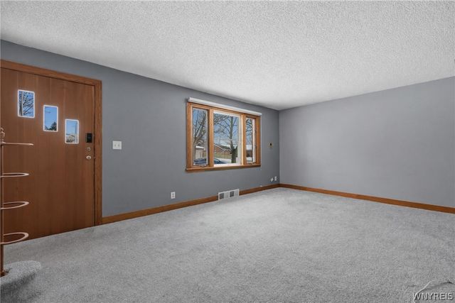 3667 Fuller Avenue, Hamburg, NY 14219