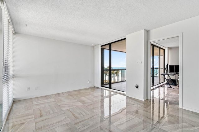 5380 N Ocean Drive 5g, Riviera Beach, FL 33404