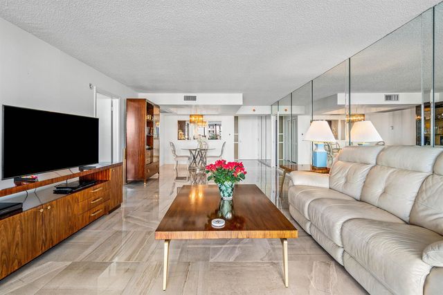 5380 N Ocean Drive 5g, Riviera Beach, FL 33404