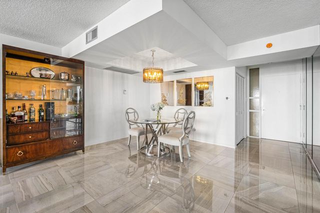 5380 N Ocean Drive 5g, Riviera Beach, FL 33404