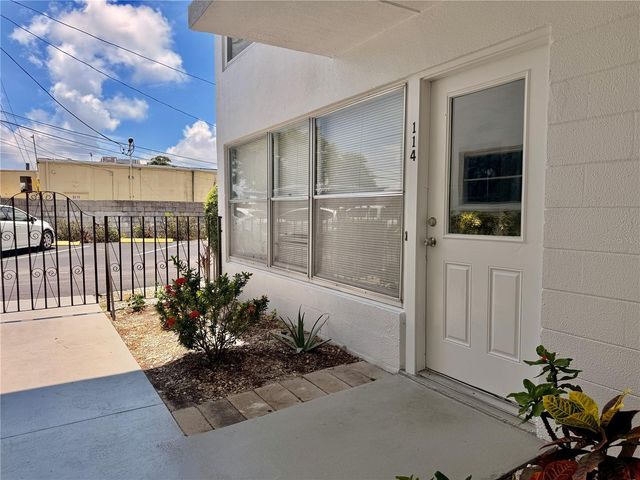 3100 HARTFORD STREET N 114, St Petersburg, FL 33713
