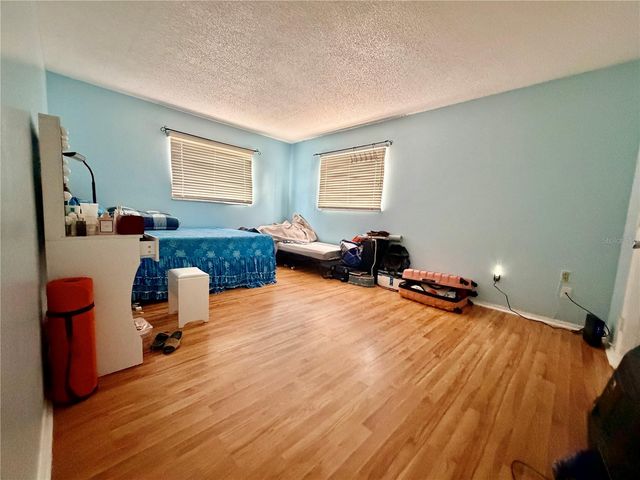 3100 HARTFORD STREET N 114, St Petersburg, FL 33713