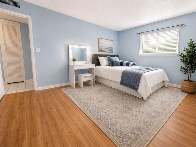3100 HARTFORD STREET N 114, St Petersburg, FL 33713
