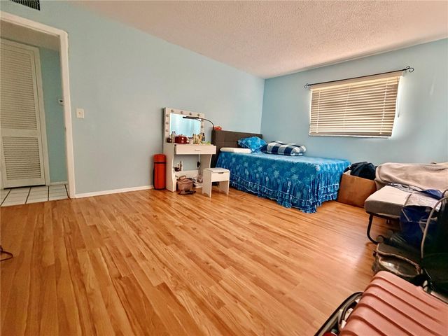 3100 HARTFORD STREET N 114, St Petersburg, FL 33713