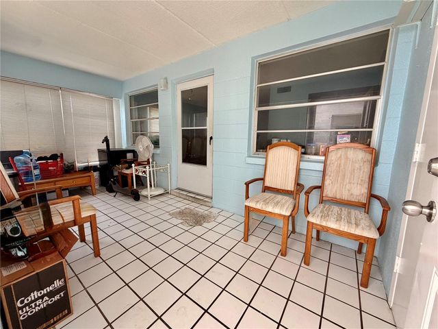 3100 HARTFORD STREET N 114, St Petersburg, FL 33713