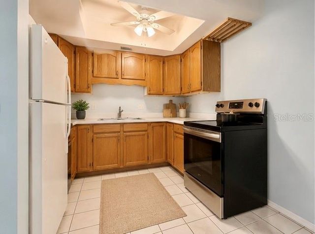 3100 HARTFORD STREET N 114, St Petersburg, FL 33713