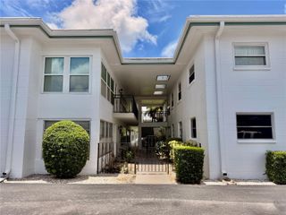 3100 HARTFORD STREET N 114, St Petersburg, FL 33713