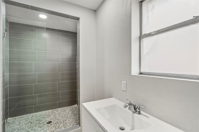 12014 Ryewater Drive, Houston, TX 77089