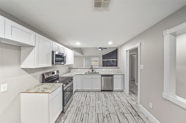 12014 Ryewater Drive, Houston, TX 77089