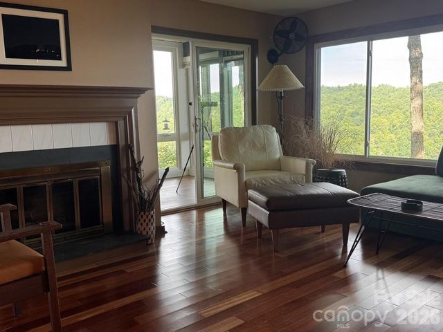 298 Tinequa Drive, Brevard, NC 28712