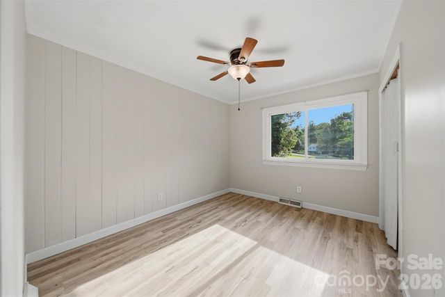 1108 Delwood Drive SW, Lenoir, NC 28645
