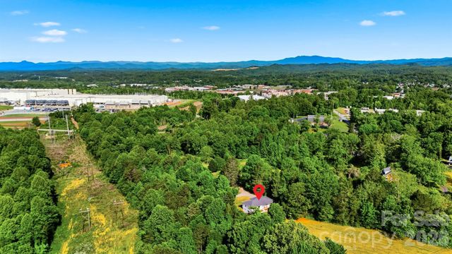 1108 Delwood Drive SW, Lenoir, NC 28645