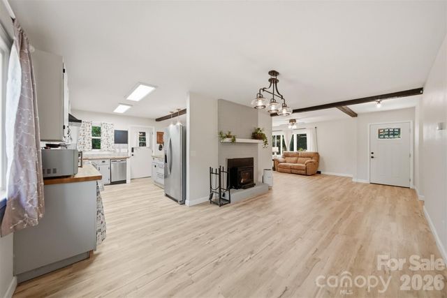 1108 Delwood Drive SW, Lenoir, NC 28645