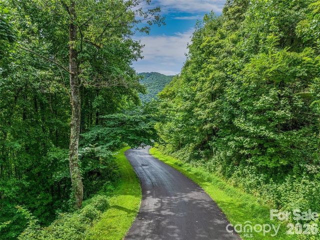 71 Kestrel Lane C-8, Black Mountain, NC 28711