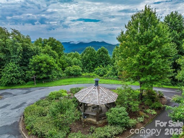 71 Kestrel Lane C-8, Black Mountain, NC 28711
