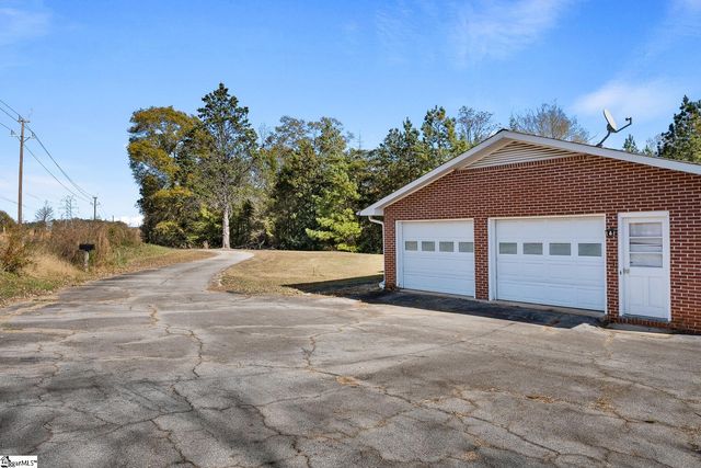 232 Nicholson Drive, Central, SC 29630