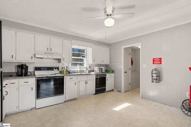 232 Nicholson Drive, Central, SC 29630