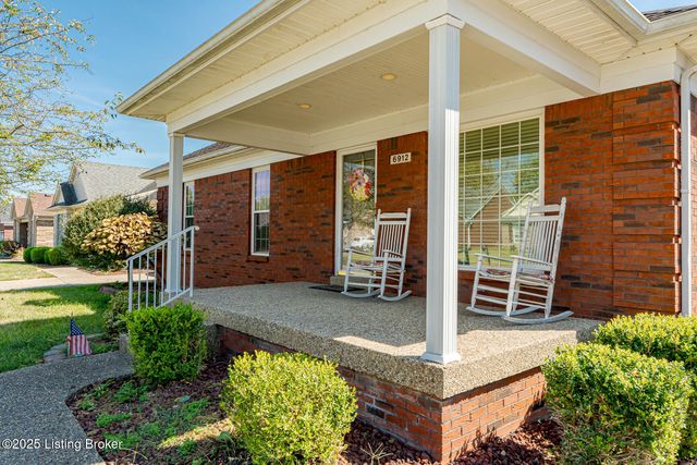 6912 Day Break Ct, Louisville, KY 40272