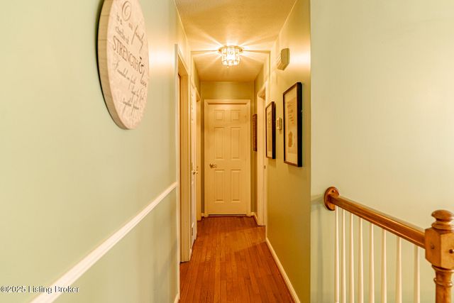 6912 Day Break Ct, Louisville, KY 40272