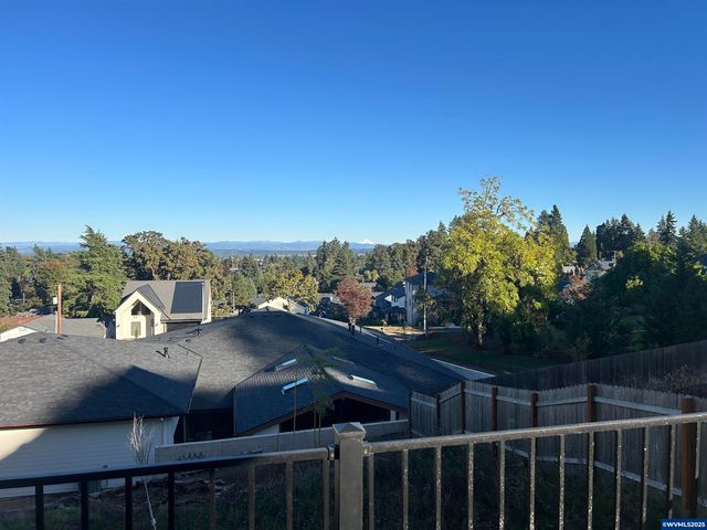 3232 Granada Wy S, Salem, OR 97302