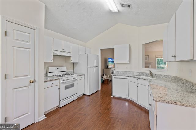 6196 Mount Salem Circle, Flowery Branch, GA 30542