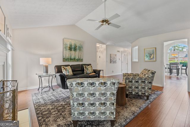 6196 Mount Salem Circle, Flowery Branch, GA 30542