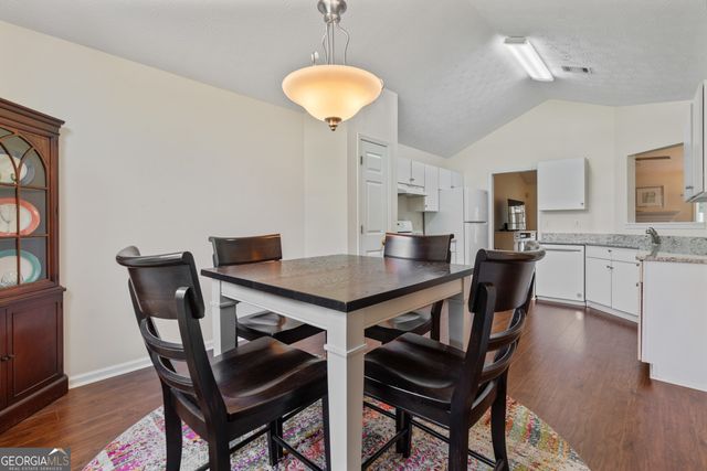 6196 Mount Salem Circle, Flowery Branch, GA 30542