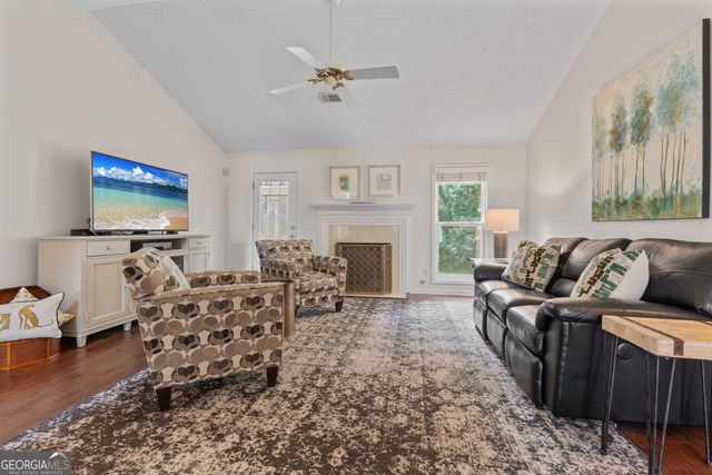 6196 Mount Salem Circle, Flowery Branch, GA 30542