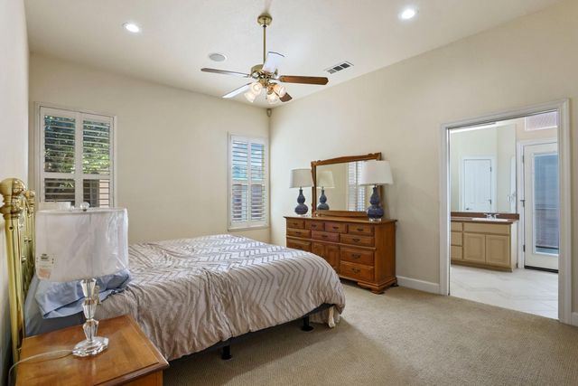 3220 New London Ln, Modesto, CA 95355