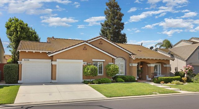 3220 New London Ln, Modesto, CA 95355