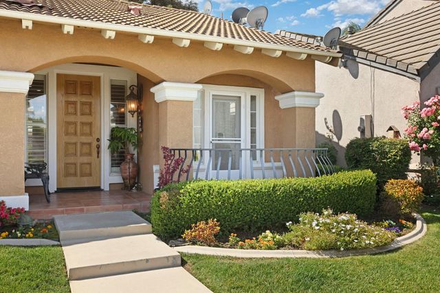 3220 New London Ln, Modesto, CA 95355