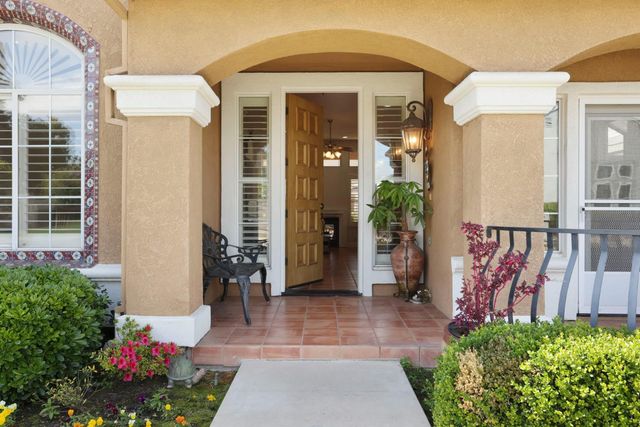 3220 New London Ln, Modesto, CA 95355