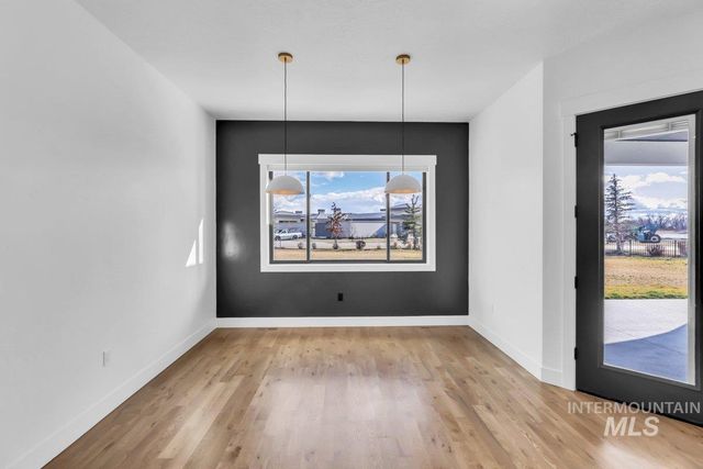 21460 Jackson Creek Ct, Star, ID 83669