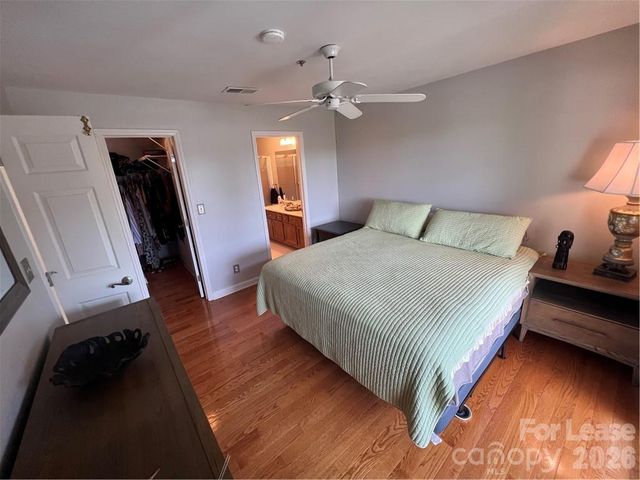 17919 Kings Point Drive i, Cornelius, NC 28031