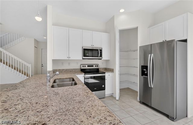 8951 Madrid CIR, Naples, FL 34104