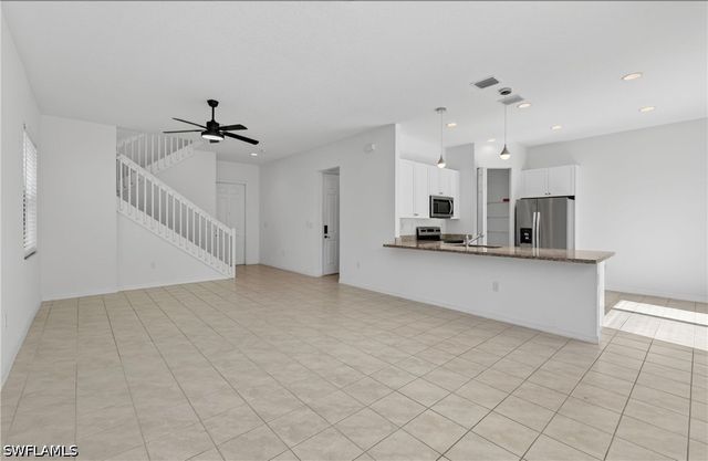 8951 Madrid CIR, Naples, FL 34104