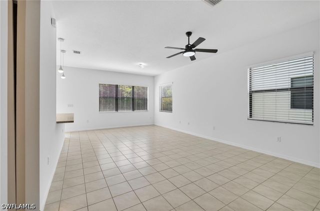 8951 Madrid CIR, Naples, FL 34104