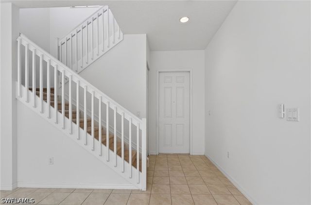 8951 Madrid CIR, Naples, FL 34104