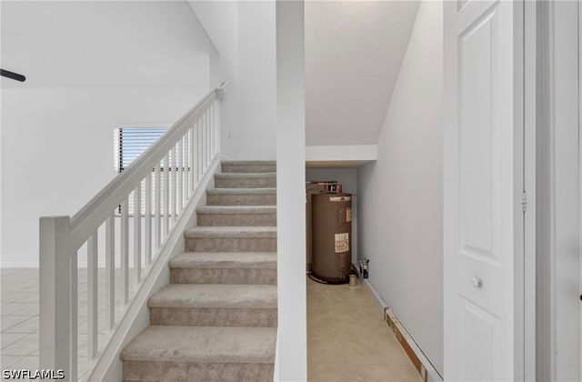 8951 Madrid CIR, Naples, FL 34104