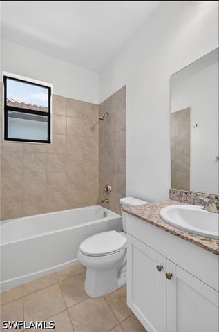 8951 Madrid CIR, Naples, FL 34104