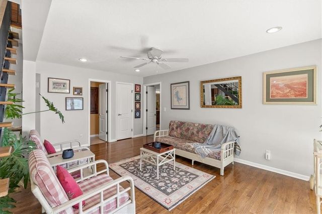 128 W Lakeshore Drive, Lake Quivira, KS 66217