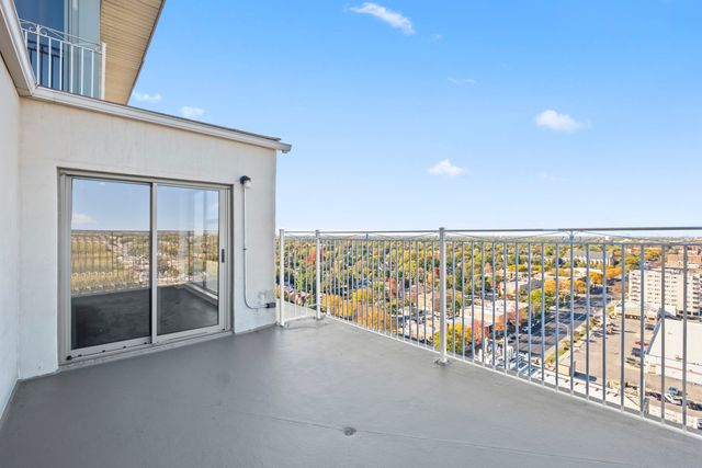 7234 W North Avenue 1802, Elmwood Park, IL 60707