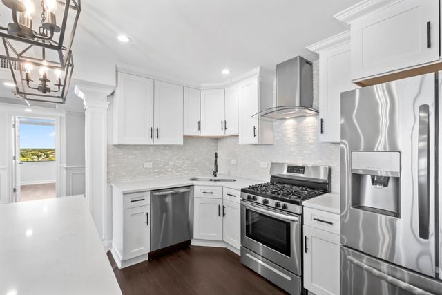 7234 W North Avenue 1802, Elmwood Park, IL 60707